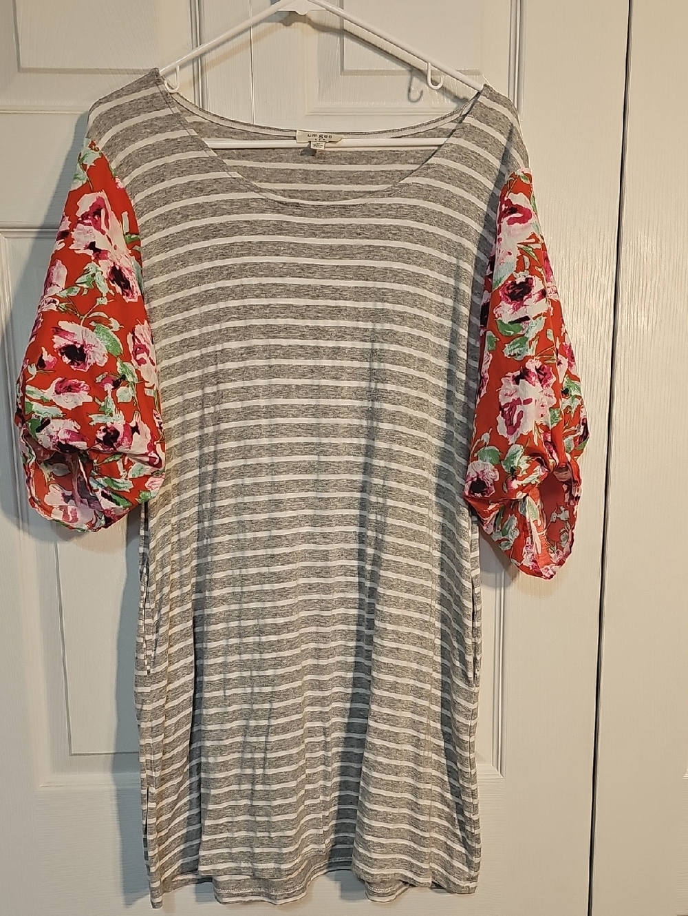 Umgee Gray and White Striped Tunic with Floral Puff Sleeves